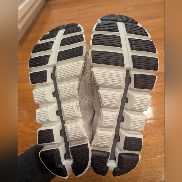 NEW On Cloud 5 Coast Sneaker - Picture 4 of 6